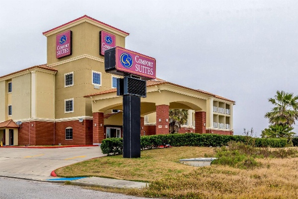 Comfort Suites Galveston image 1